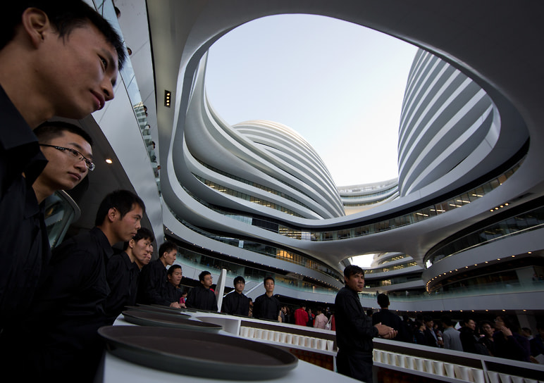 Galaxy SOHO — здание городского комплекса в Пекине по проекту Захи Хадид