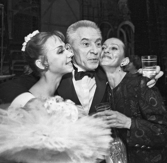 Дебют как хореографа состоялся в 1957 году, когда он поставил балет «Каменный цветок» на музыку Сергея Прокофьева в Кировском театре (ныне Мариинский театр)