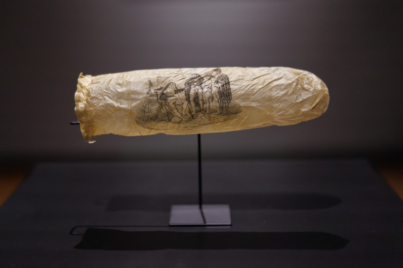 Презерватив примерно 1830 года изготовления в Рейксмюсеум в Амстердаме