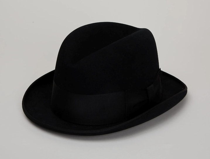 Черная шляпа-хомбург от Cavanagh Hats со штампом Western Costume Company и надписью «Mr. Pacino»