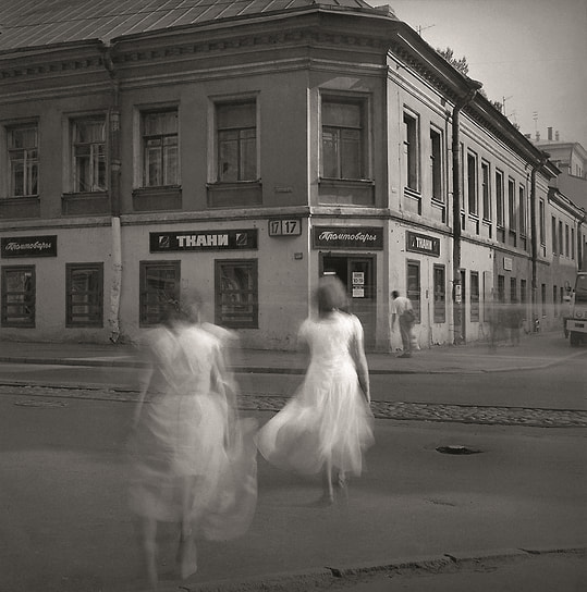 Алексей Титаренко. Из серии «Черно-белая магия Санкт-Петербурга», 1993-1999