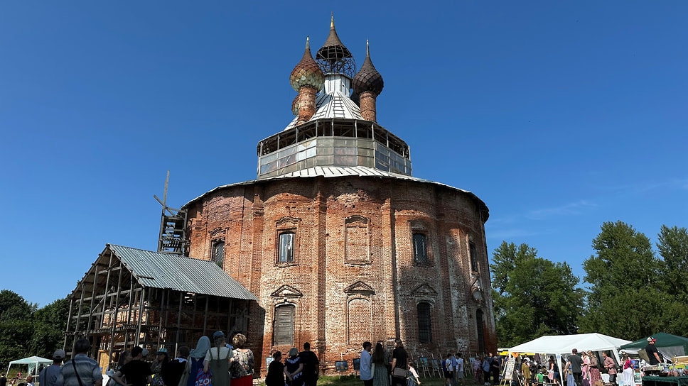 Церковь Казанской иконы Божией Матери в селе Курба