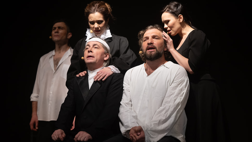 Сцена из рок-оперы «КарамазоВЫ», режиссер Александр Рагулин