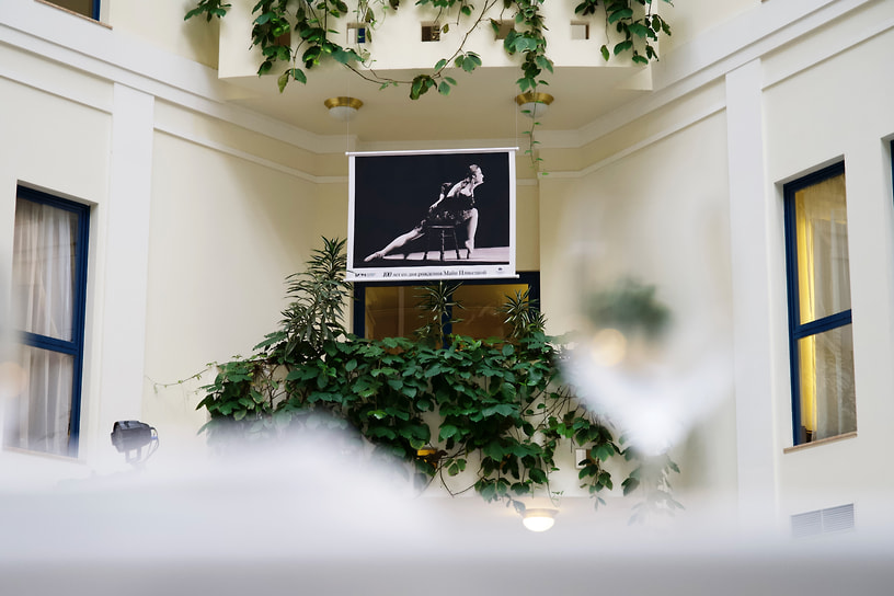 Экспозиция выставки в отеле «Балчуг Кемпински Москва»