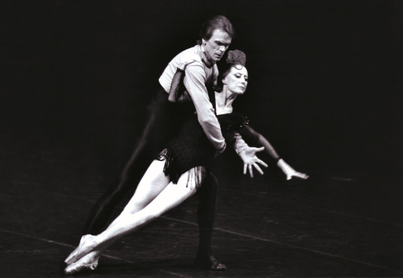 Сцена из спектакля. Плисецкая М.М., Барыкин В.Н. 
Государственный академический Большой театр России