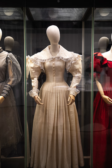 Экспозиция выставки «Плисецкая. Полюс магии» в Рязанском историко-архитектурном музее-заповеднике