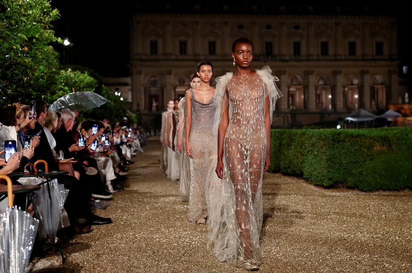 Показ коллекции Cruise 2026 от Dior