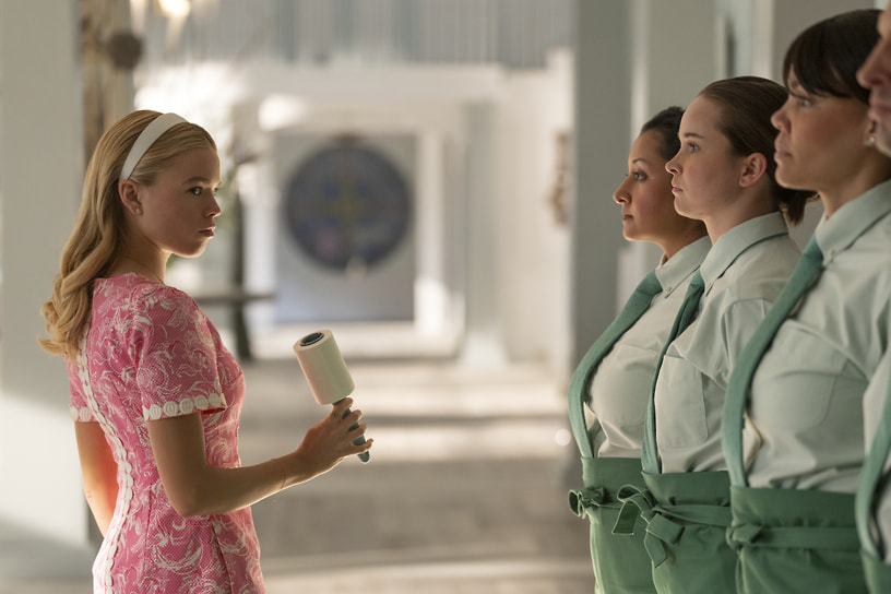Кадр из сериала «Сирены», режиссеры: Николь Кэссел, Куен Чан и Лайла Нойгебауэр, 2025