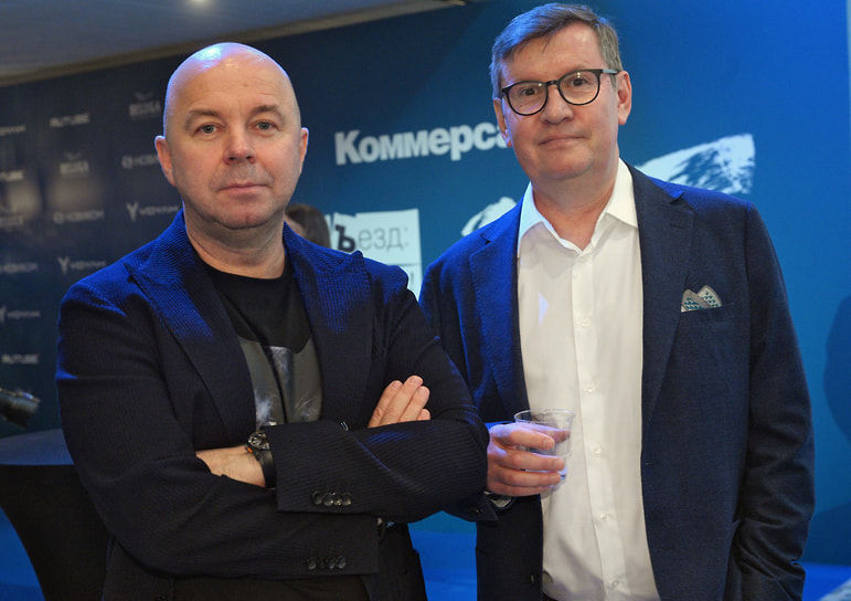 Первый заместитель шеф-редактора «Ъ» Владимир Лавицкий (слева) и главный редактор «Коммерсант СПб» Андрей Ершов на рок-съезде «Коммерсанта» 