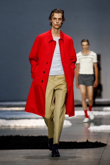 Показ коллекции Prada весна-лето 2026