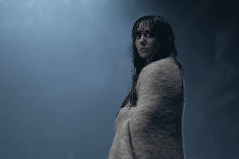 Кадр из фильма «Одно целое», режиссер Майкл Шэнкс, 2025