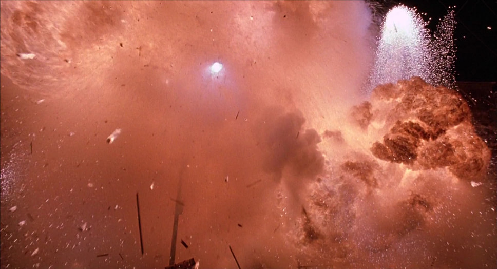 Кадр из фильма «Ворон», режиссер Алекс Пройас, 1994