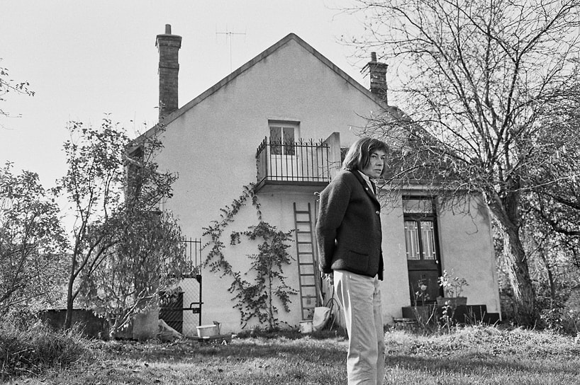     , 1976