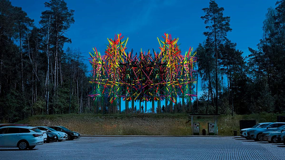 Арт-объект Николая Полисского «Супрематический лес»