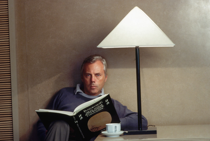 Джорджо Армани в своем доме, 1982