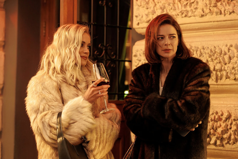 Кадр из сериала «Москва слезам не верит. Все только начинается», режиссеры Ольга Долматовская и Жора Крыжовников, 2025