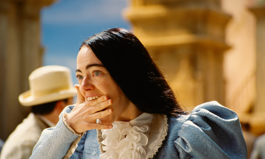 Эмма Стоун в фильме «Бедные-несчастные», режиссер Йоргос Лантимос, 2023