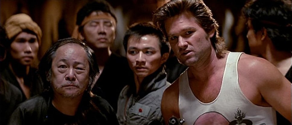 Курт Рассел (справа) в фильме «Большой переполох в маленьком Китае», режиссер Джон Карпентер, 1986