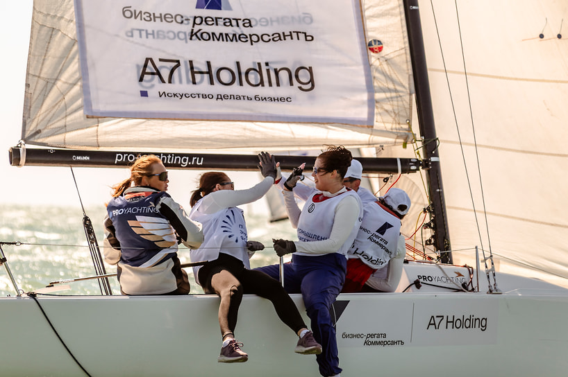 Заключительный этап бизнес-регаты «Коммерсантъ» в яхт-клубе Sochi Grand Marina