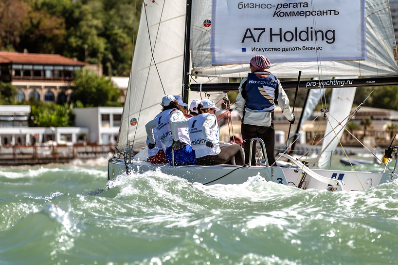 Заключительный этап бизнес-регаты «Коммерсантъ» в яхт-клубе Sochi Grand Marina