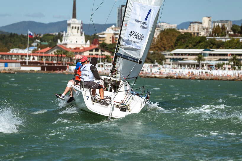 Заключительный этап бизнес-регаты «Коммерсантъ» в яхт-клубе Sochi Grand Marina