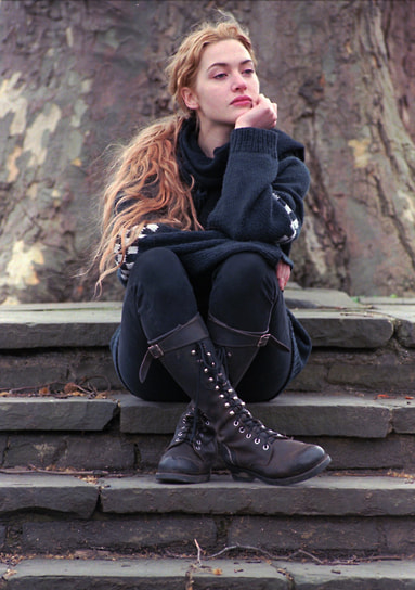 Актриса открыто выступает против ретуши и завышенных стандартов красоты, а также запрещает корректировать ее внешний вид на постерах  