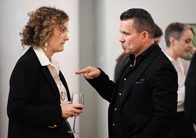 Председатель правления ФГУП «Творческо-производственное объединение &quot;Киностудия &quot;Союзмультфильм&quot;», гендиректор киностудии имени М. Горького Юлианна Слащева и гендиректор Российской государственной библиотеки Вадим Дуда на презентации книги Льва Данилкина «Палаццо мадамы: воображаемый музей Ирины Антоновой»