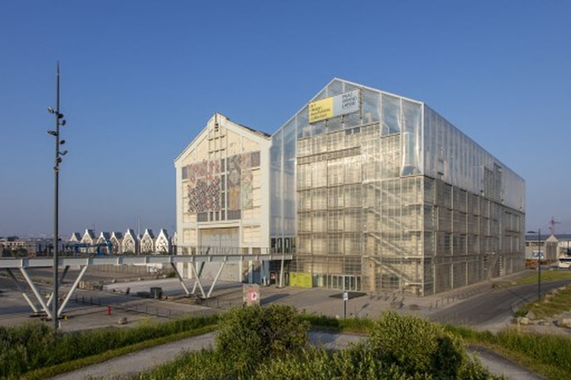 Центр современного искусства FRAC в Дюнкерке (Франция) по проекту бюро Lacaton &amp; Vassal, 2013 год