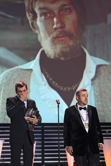 С режиссером Павлом Лунгиным на церемонии открытия Московского международного кинофестиваля, 2009 год 