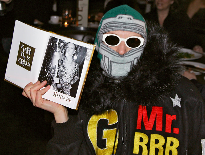 «Художественный процесс — это уникальная вещь, которую нужно стимулировать, от этого все выиграют: и музейные институции, и художники, и кураторы»