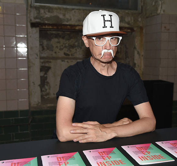 На открытии Московского международного биеннале молодого искусства, 2016 год 