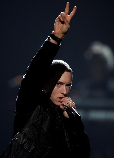 В 2009 году артист выпустил автобиографию «The Way I Am», в которой рассказал про свою борьбу с бедностью, наркотиками, славой и проблемами в семейной жизни