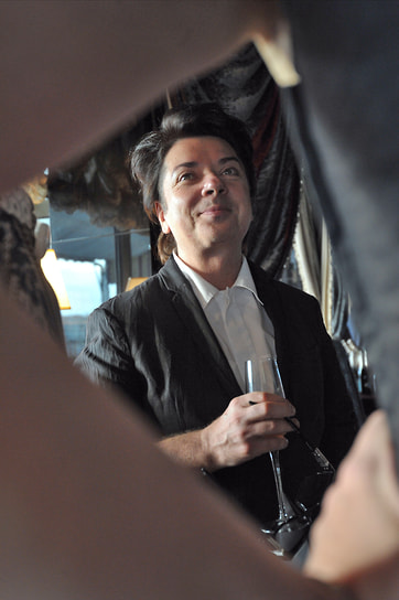 В 2016 году дом моды Валентина Юдашкина был принят во Французскую федерацию высокой моды, прет-а-порте и модельеров