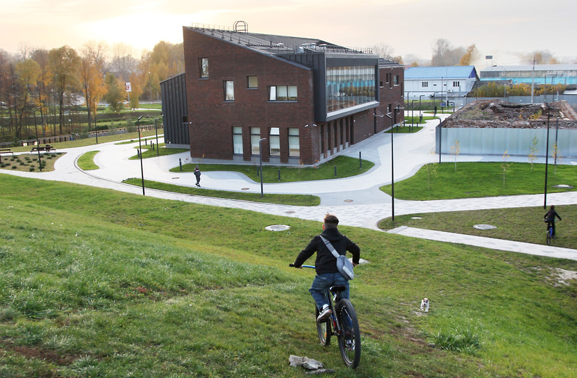 Здание детского образовательного центра «Кванториум» в «Шухов-парке», где школьники могут проходить обучение по инженерным, IT- и металлургическим направлениям