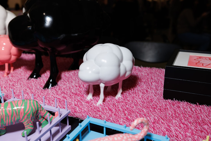 Осенний маркет современного искусства WIN-WIN на «Винзаводе»