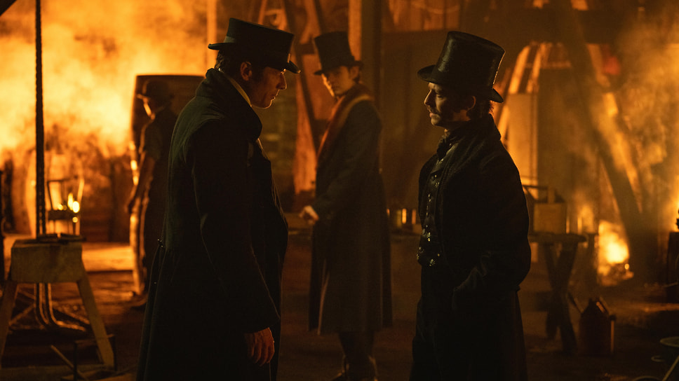 Кадр из сериала «Дом Гиннессов», режиссеры Том Шенкленд и Муния Аки, 2025