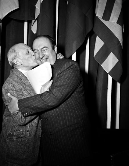 «Начинающего художника понимают лишь несколько человек. Знаменитого — еще меньше»&lt;br>
В 1925 году начинается один из самых сложных и неровных периодов в творчестве Пабло Пикассо. Художник создал атмосферу конвульсий и истерии, ирреальный мир галлюцинаций, что можно объяснить отчасти влиянием поэтов-сюрреалистов, проявившимся в некоторых рисунках, стихотворениях и театральной пьесе, созданной во время войны