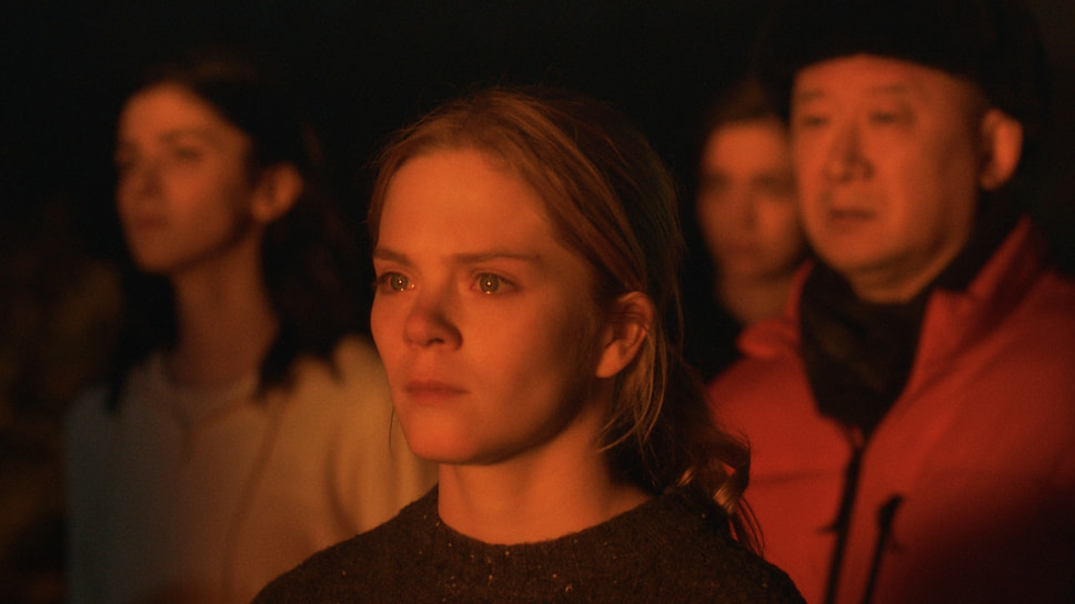 Кадр из фильма «Фейерверки днем», режиссер Нина Волова, 2025