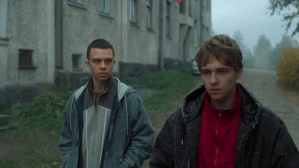 Кадр из сериала «Маяк», режиссер Иля Малахова, 2025