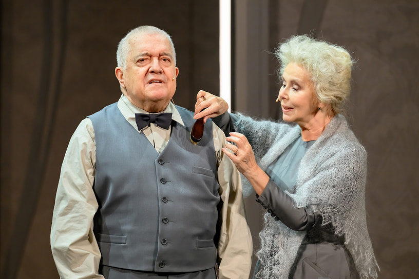 Сцена из спектакля «Скучная история», режиссер Денис Хуснияров