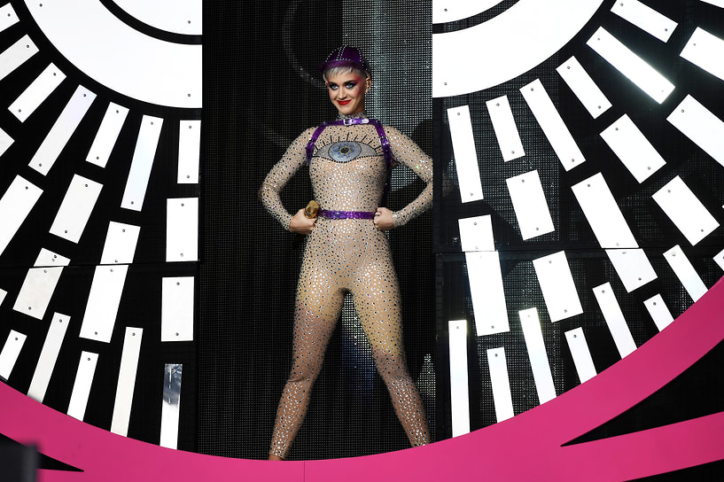 В 2010-х годах певица выпустила собственную парфюмерную линию с такими брендами, как Purr, Meow, Killer Queen. В 2017 году она также запустила собственную линию обуви Katy Perry Collections