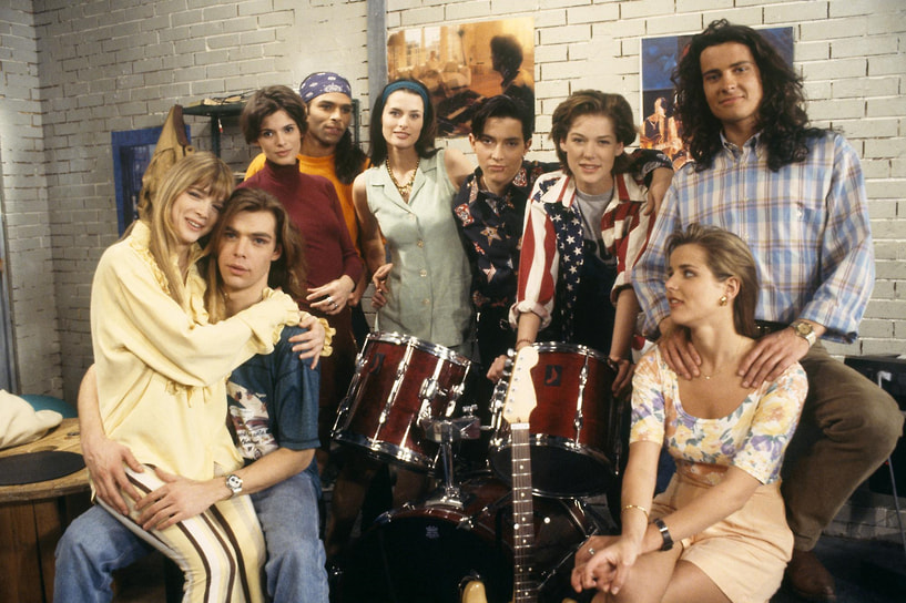 Кадр из сериала «Элен и ребята», режиссеры Жак Самин, Жерар Эспинасс, Марианн Фоссорье, 1992– 1994