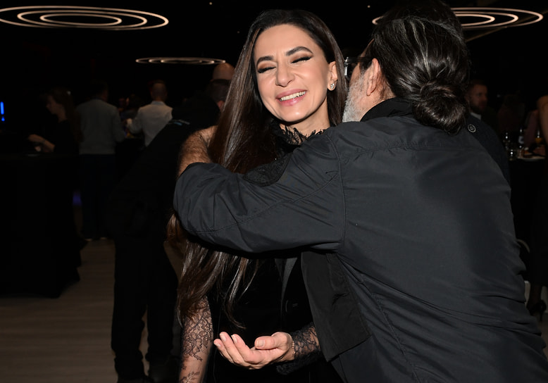 Певица Зара на премьере шоу «Высоцкий. Высота» 