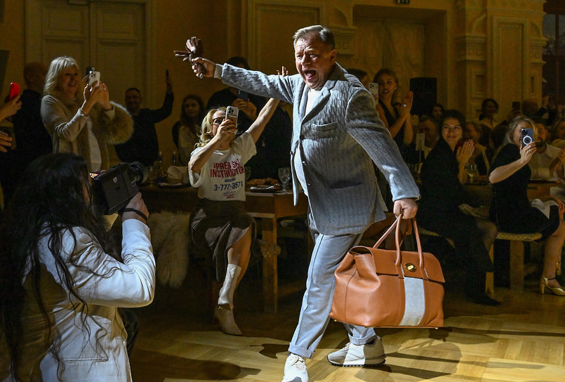 Джазмен Игорь Бутман на модном показе иностранных брендов «Боско»