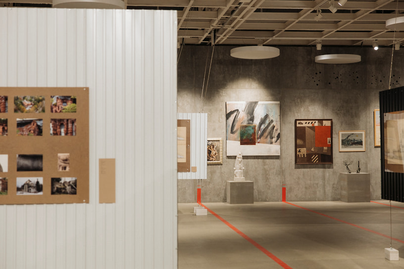 Экспозиция выставки «Стройка и перестройка на фестивале «Архитектон MMXXV» 