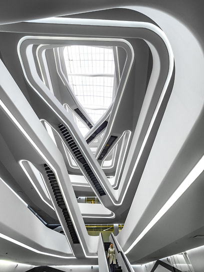 В 2016 году Dominion Tower стал победителем в номинации «Лучший атриум бизнес-центра» международной премии Best Office Awards за лучший реализованный интерьер офиса и бизнес-пространства