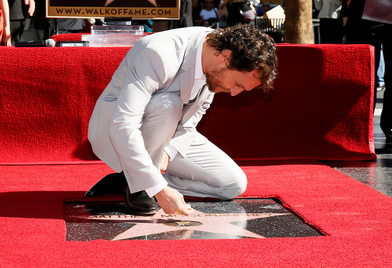 «Я не люблю награды и премии, но мне кажется, что судить искусство — это честно. Не владей мы какими-то измерительными приборами в этой сфере, Шекспир значил бы не больше, чем дневник школьницы»&lt;br>
В 2014 году Мэттью Макконахи получил свою звезду на Голливудской аллее славы