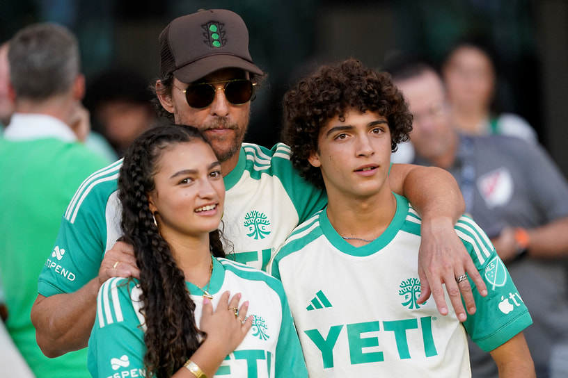 С детьми на футбольном матче между «Остином» и «Ванкувером», 2024 год