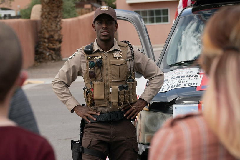 Кадр из фильма «Эддингтон», режиссер Ари Астер, 2025