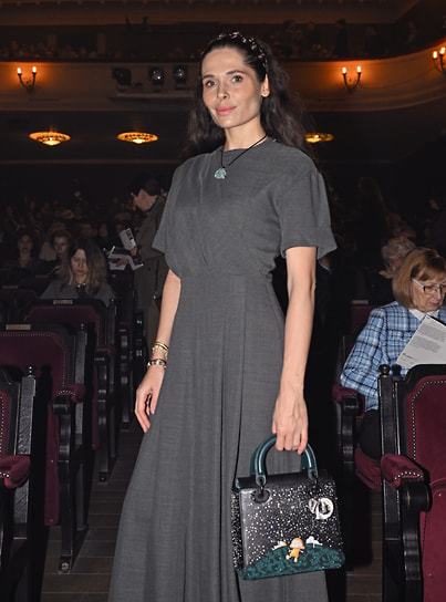 Владелица Askeri Gallery Полина Аскери перед премьерой балета «Ионеско» 